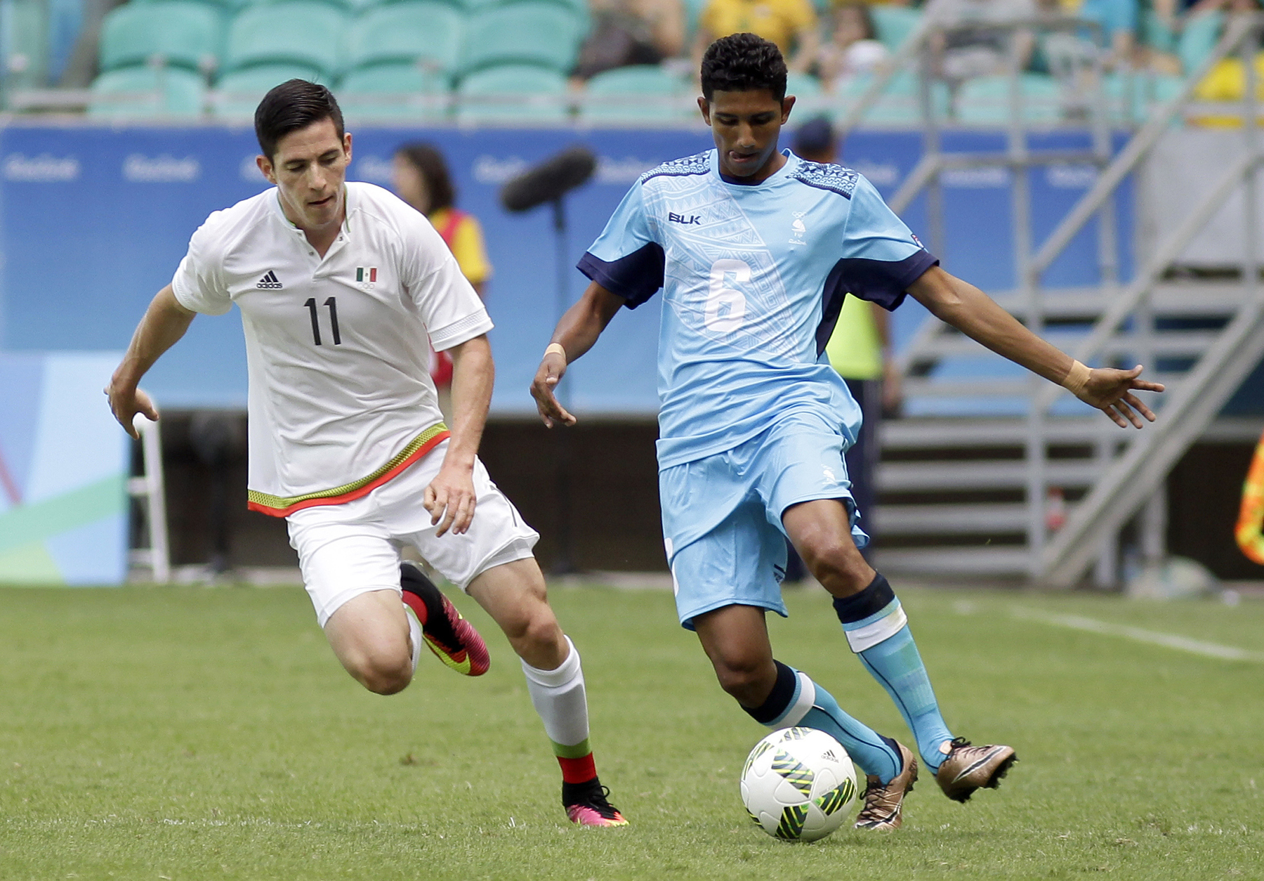 Mexico overcomes early scare, beats Fiji 5-1 in men's soccer