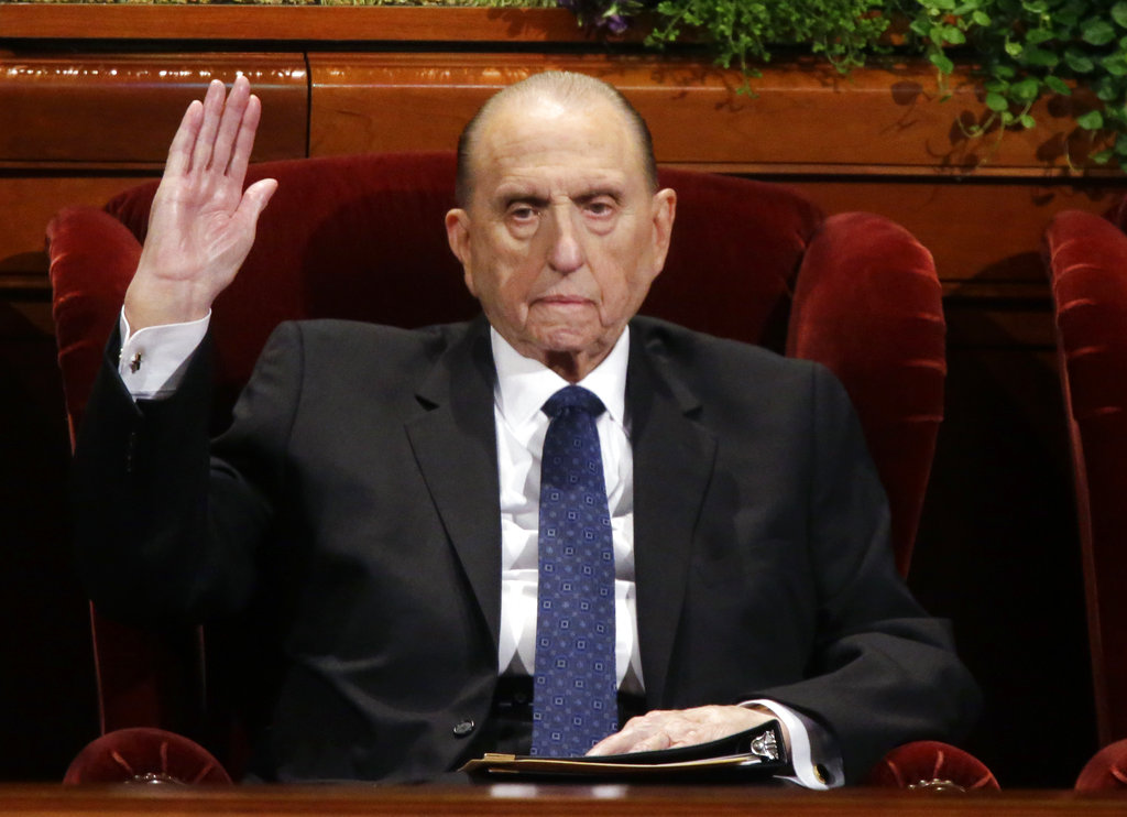 Thomas S. Monson, president of Mormon church, dies at 90