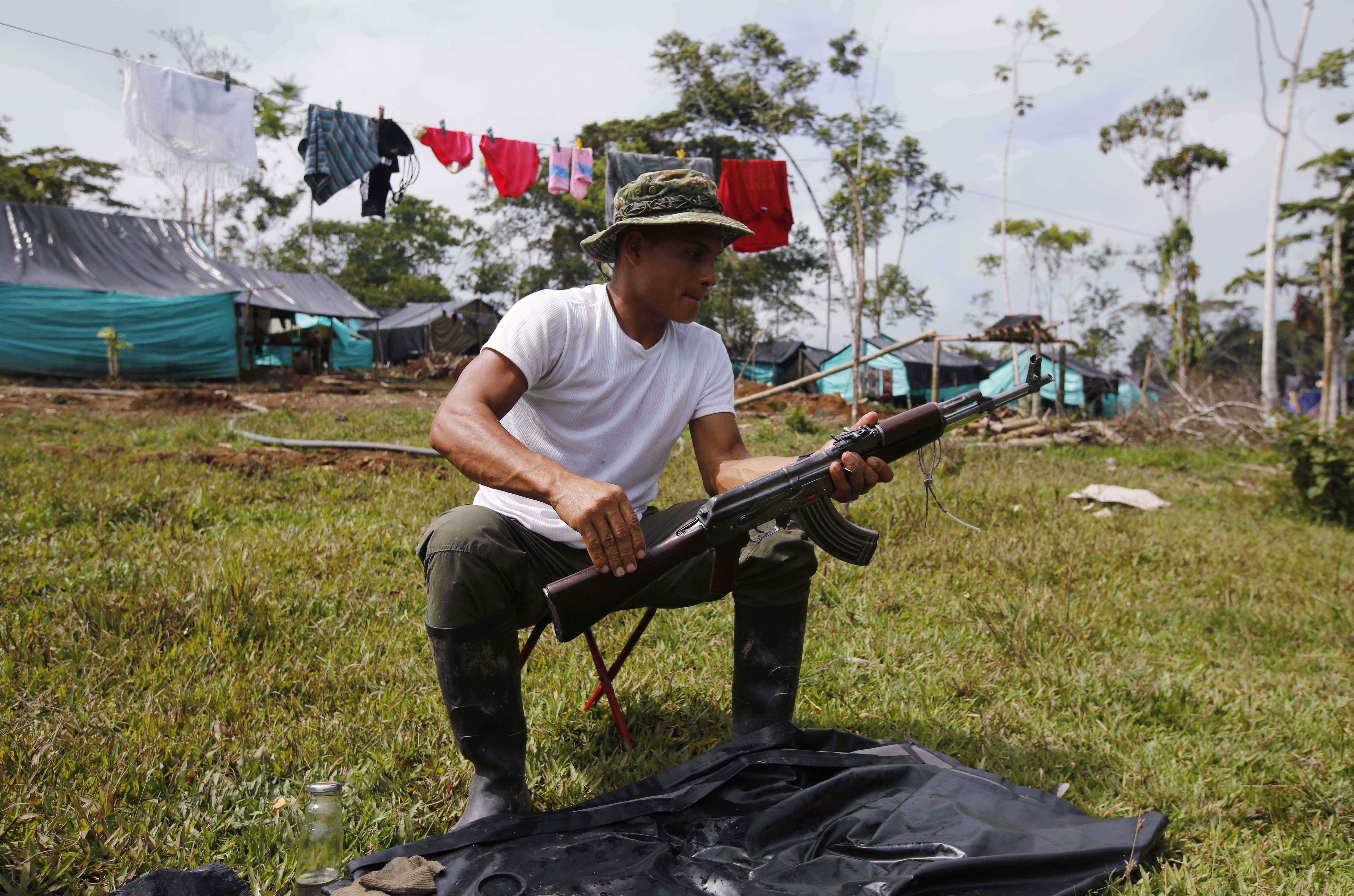 UN: Rebels turn in first 140 weapons in Colombia peace deal