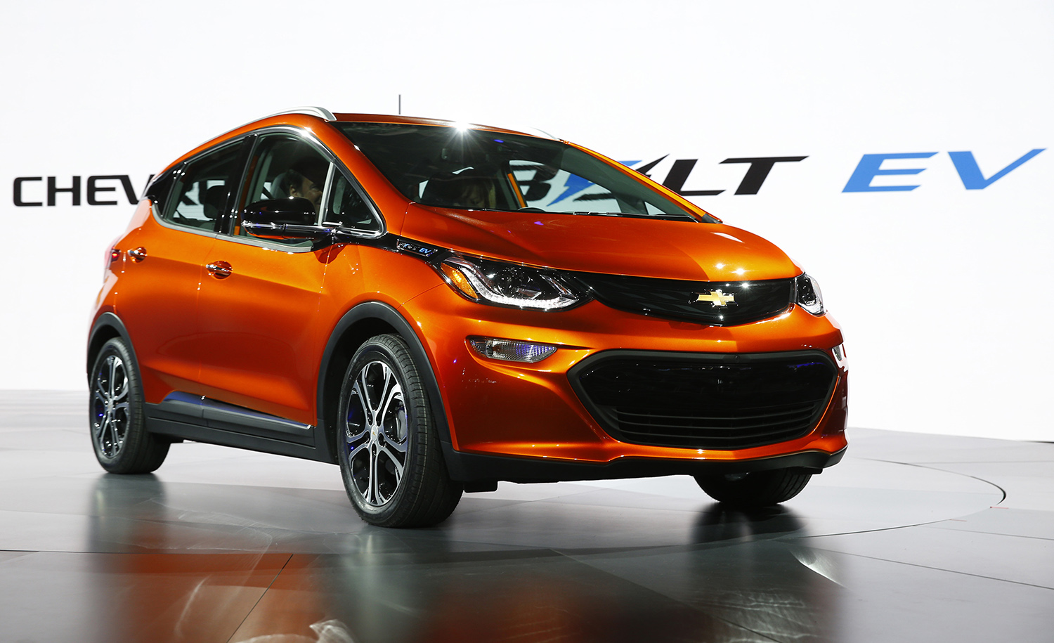 GM's electric Chevy Bolt to go 238 miles per charge