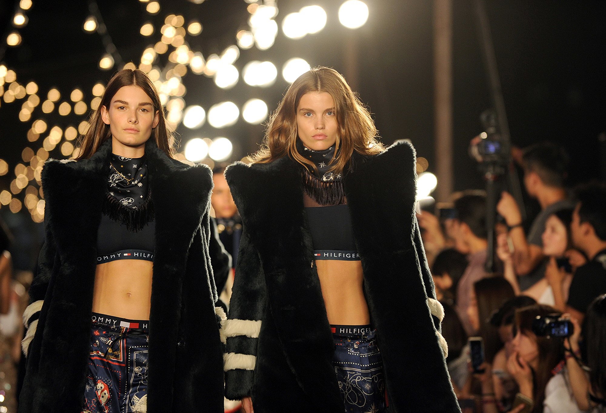 Hilfiger turns Fashion Week into a carnival _ no, a real one