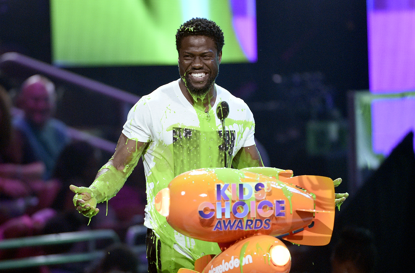 'Ghostbusters,' Kevin Hart win big at Kids' Choice Awards