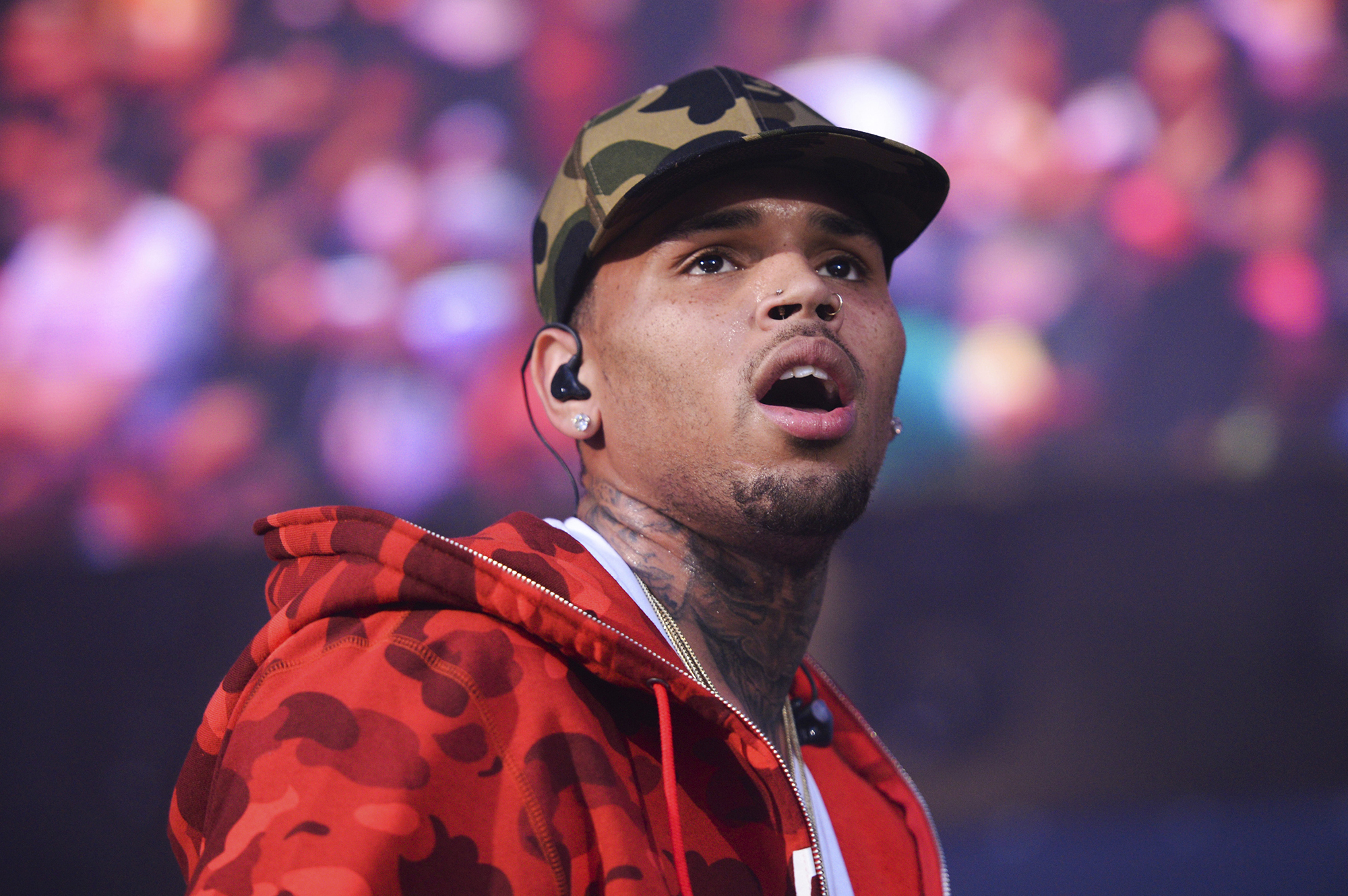 Judge orders R&B singer Chris Brown to stay away from ex