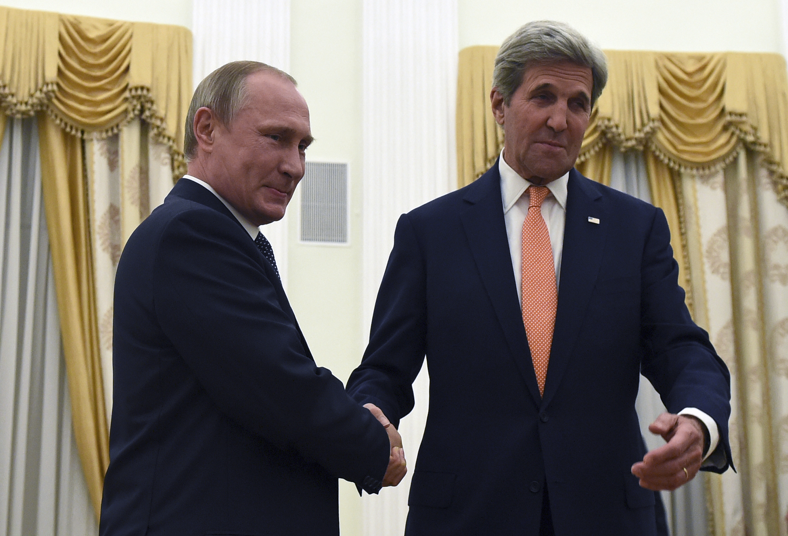Unable to stop Syria's war, US offers Russia new partnership